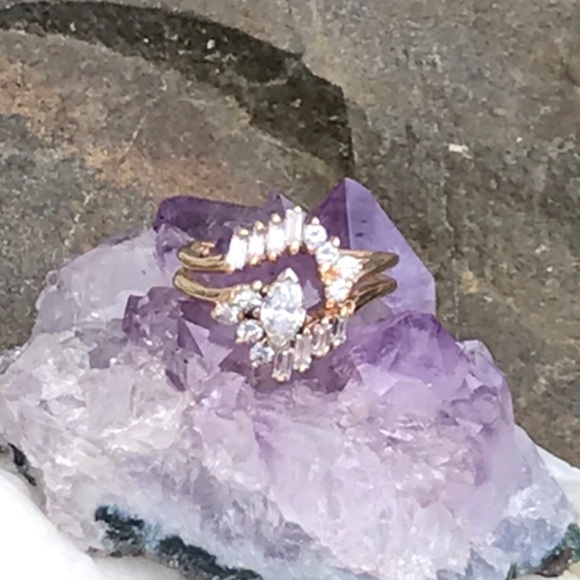 ❌❌❌SOLD❌❌❌DIAMONDS IN 14 KT GOLD RING - Picture 10 of 16